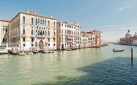 Hotel Galleria Venise